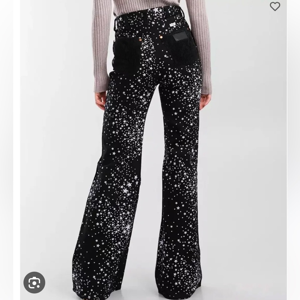NEW Wrangler | Wanderer 622 Hi Rise Flare Jeans ⭐️ pants for America’s birthday